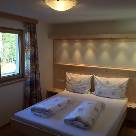 Affittacamere Alpenrose-apart 3*