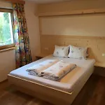 Alpenrose-apart 3*
