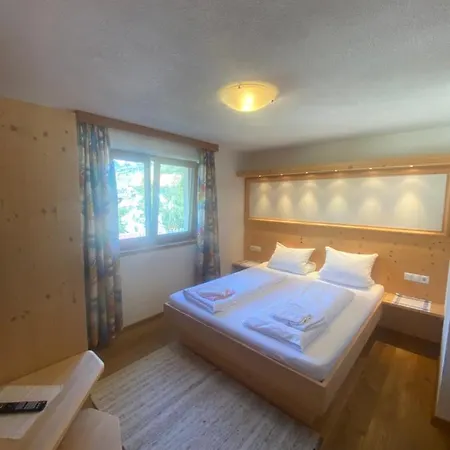 Gasthuis Alpenrose-apart 3*