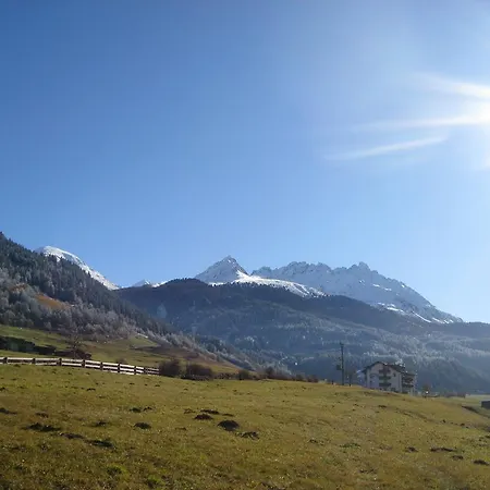 Alpenrose-apart *