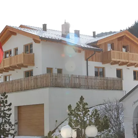 Gasthof Alpenrose-apart Nauders
