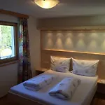 Gæstehus Alpenrose-apart 3*